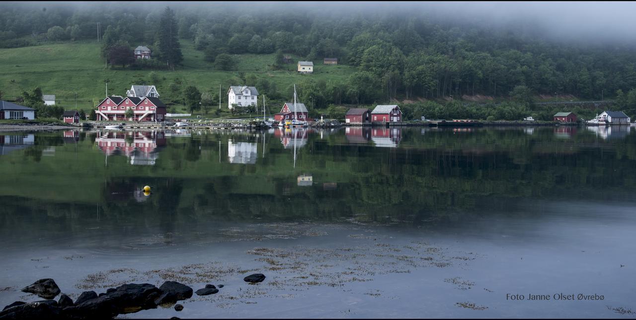 Grandane Feriehus Strangfjordens 外观 照片